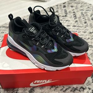Nike 270 react